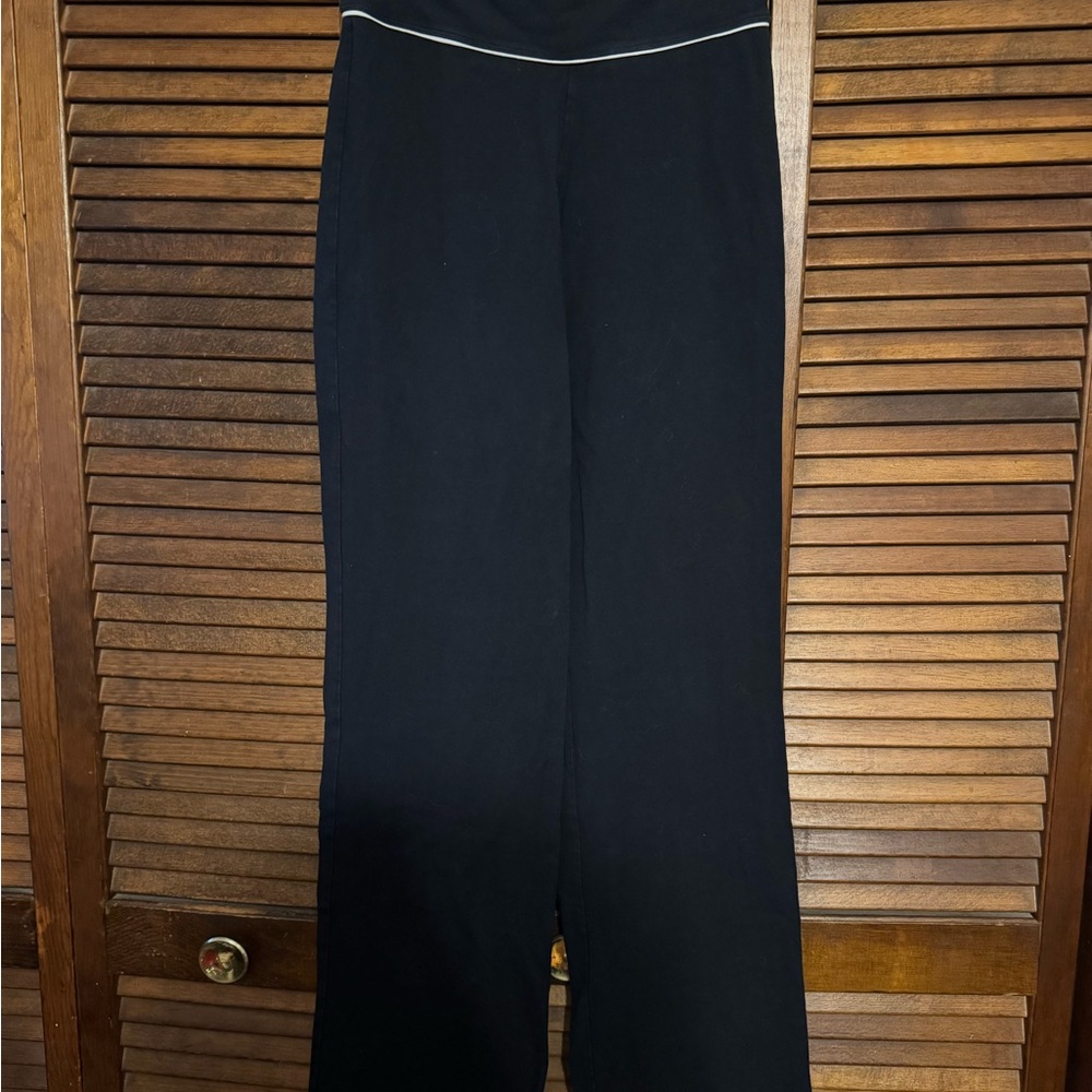 Chic Black Wide Leg Pants with Streamlined Design